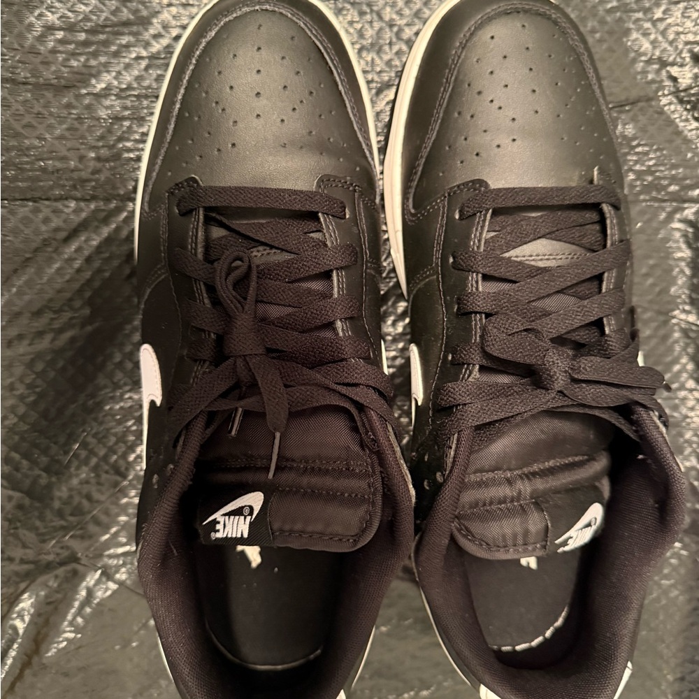 Nike Black and White Athletic Shoes